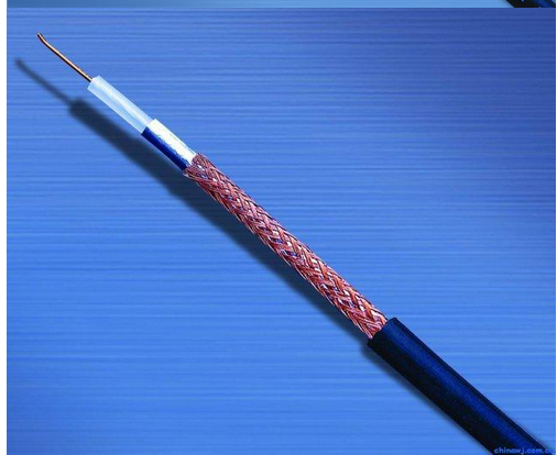 選擇電力電纜的截面時(shí)，應(yīng)遵照哪些規(guī)定